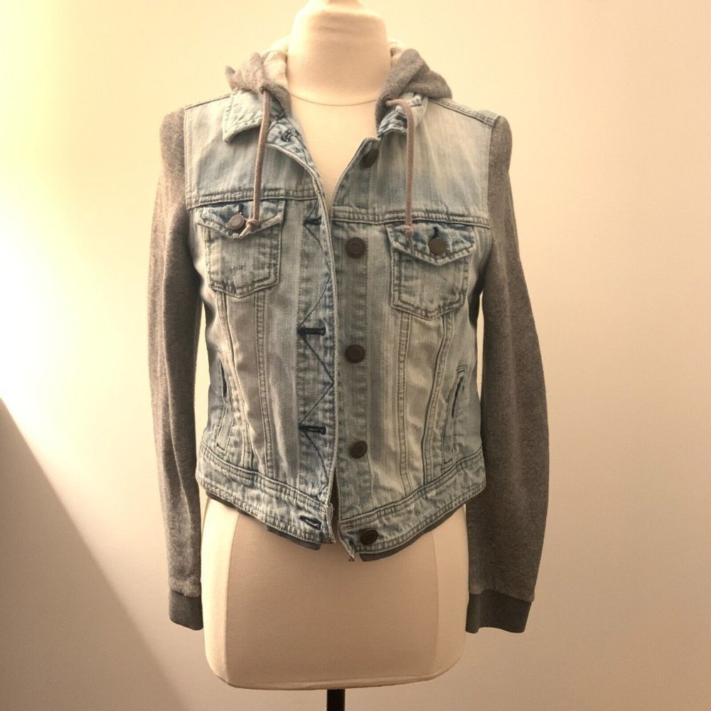 American Eagle Womens Size MED Denim Jean Jacket with Hood Y2K